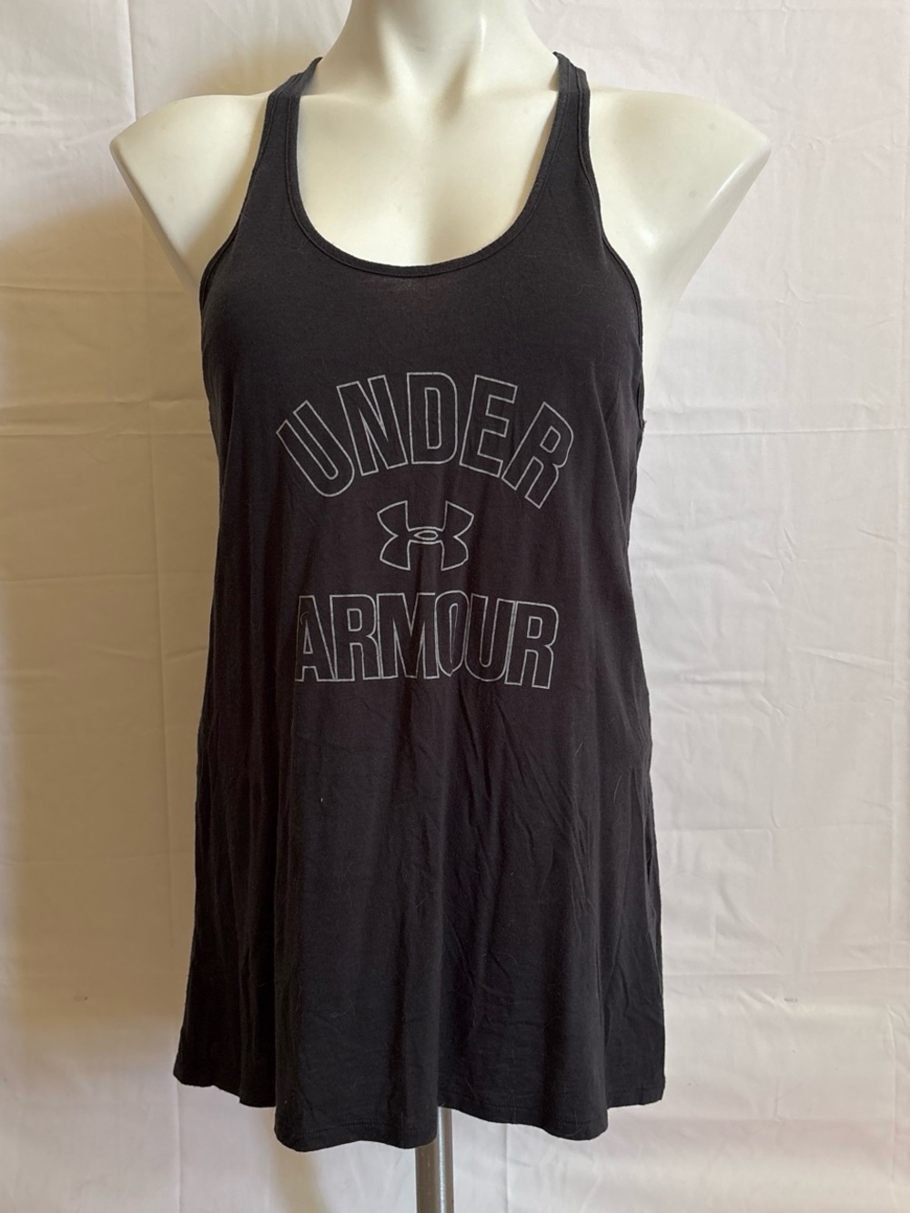 Lightweight under armour racerback tank top size small